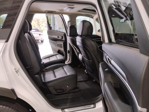 Used 2021 Kia Telluride S image 94