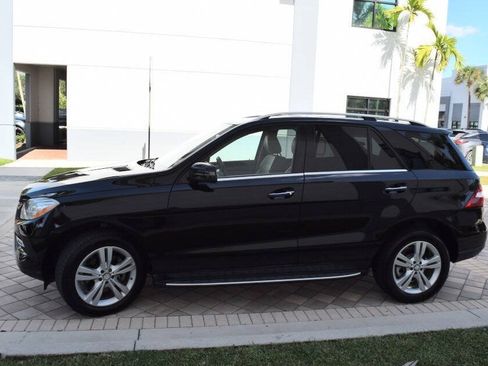 Used 2015 Mercedes-Benz ML 250 BlueTEC 4MATIC image 4