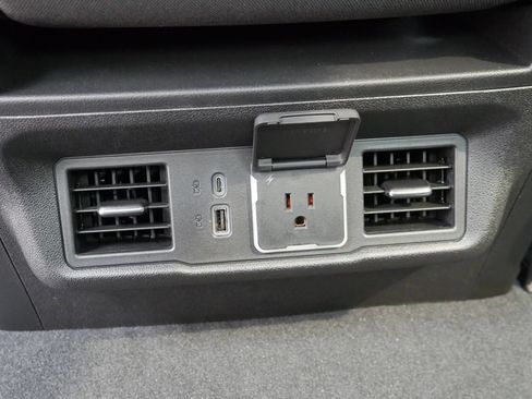 New 2026 Chevrolet Silverado 1500 LT AWD/4WD image 11