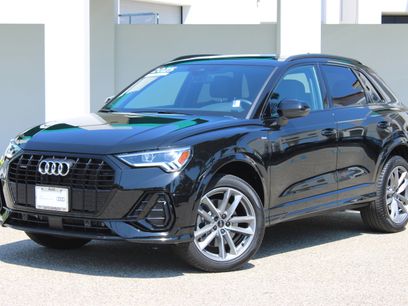 Certified 2025 Audi Q3 2.0T Premium w/ Convenience Package