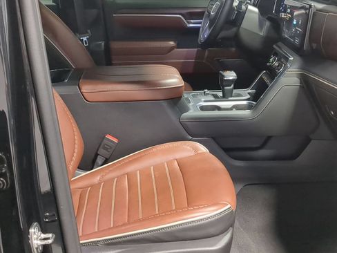 Used 2025 GMC Sierra 1500 Denali Ultimate AWD/4WD image 28