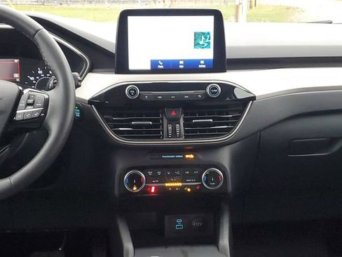 Used 2022 Ford Escape SE w/ Convenience Package AWD/4WD image 15