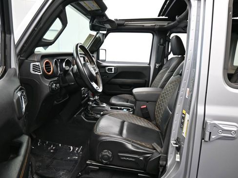 Used 2021 Jeep Wrangler Unlimited Sahara AWD/4WD image 11