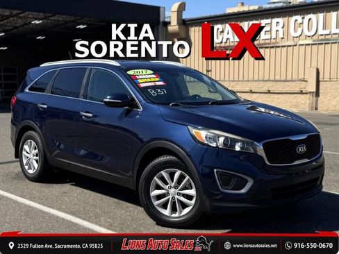 Used 2017 Kia Sorento FWD image 1