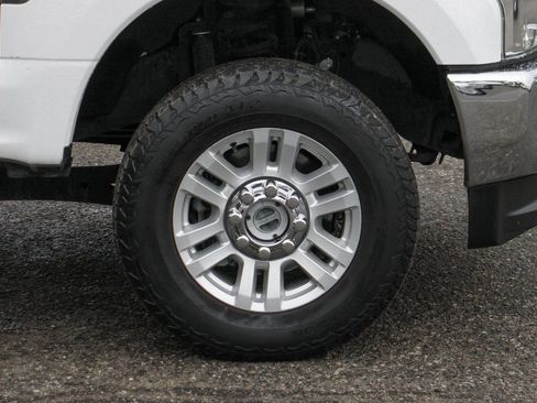 Used 2019 Ford F350 XLT AWD/4WD image 12