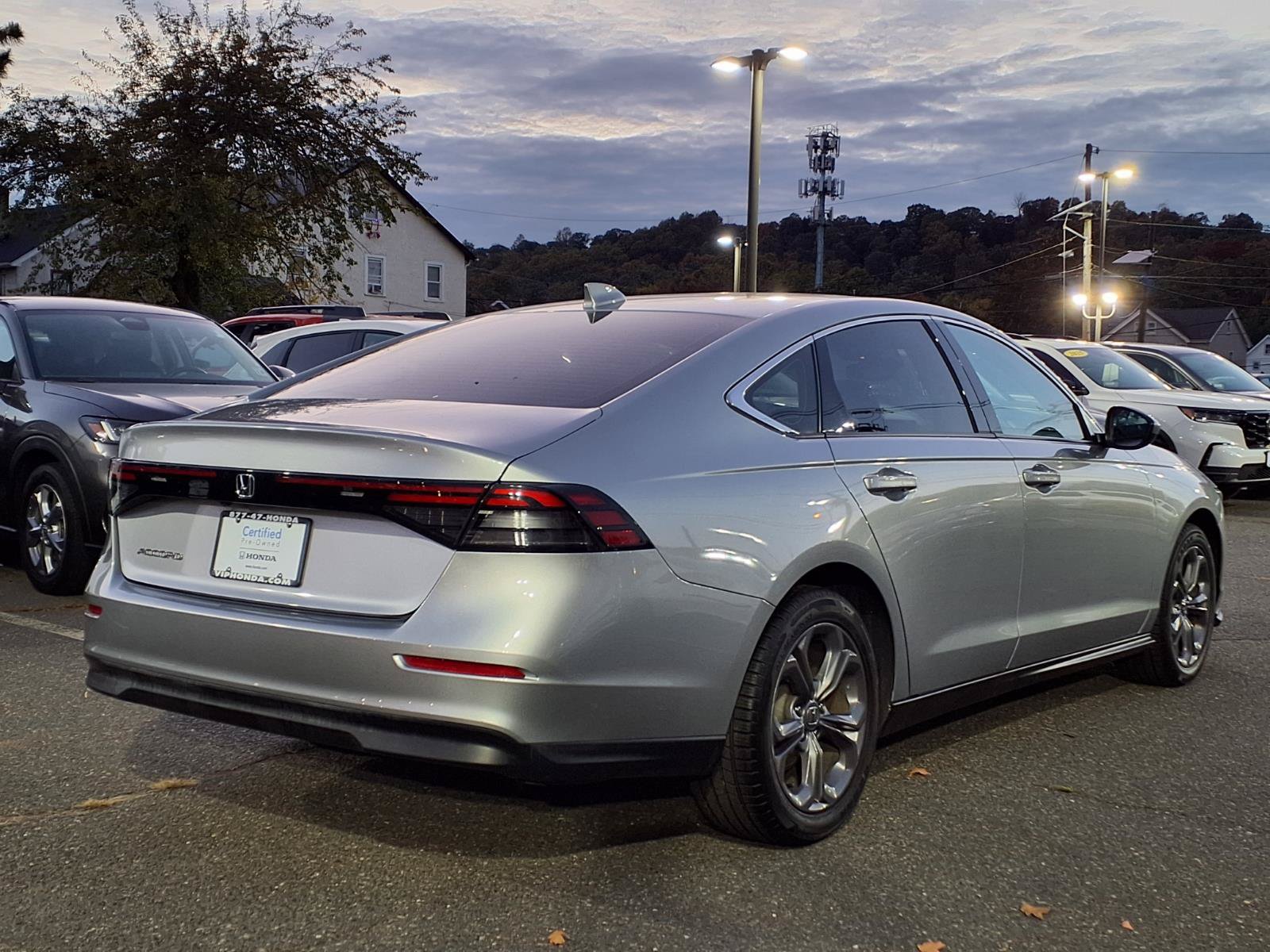 Used 2023 Honda Accord EX image 6