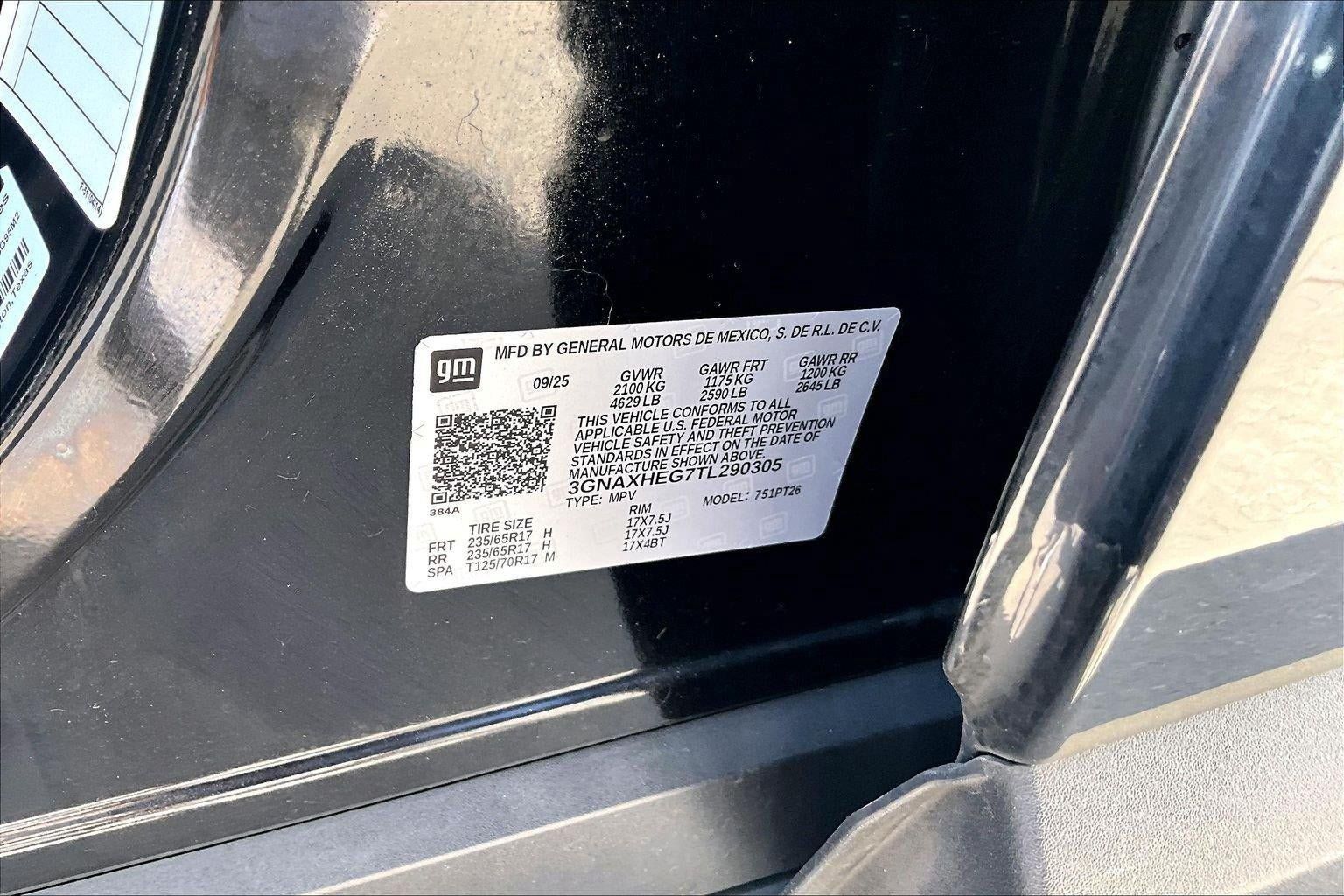 Used 2026 Chevrolet Equinox LT FWD image 34