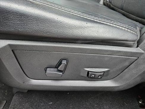 Used 2018 RAM 1500 Sport w/ Sport Premium Group image 19