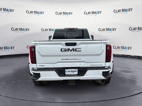 Used 2025 GMC Sierra 3500 Denali Ultimate AWD/4WD image 4