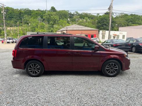 Used 2017 Dodge Grand Caravan GT FWD image 7