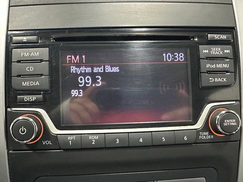 Used 2018 Nissan Frontier S RWD image 26