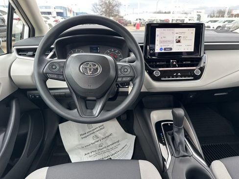 New 2025 Toyota Corolla LE image 15