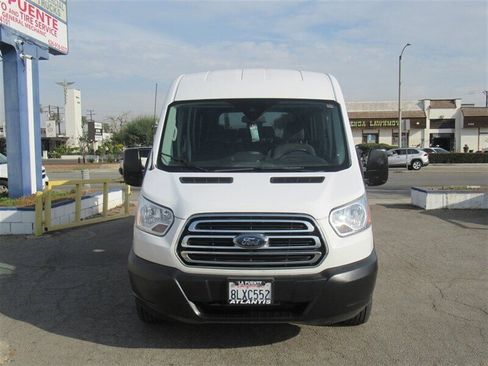 Used 2019 Ford Transit 350 XLT image 5