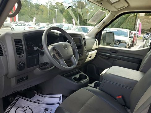 Used 2021 Nissan NV 2500 SV w/ Navigation Package image 13