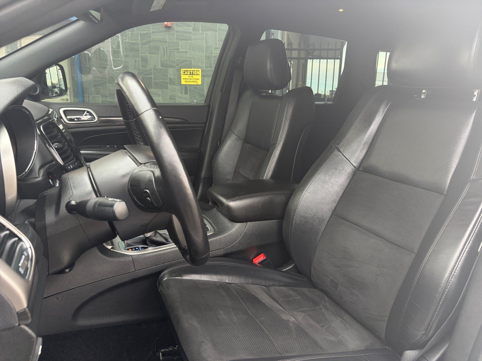 Used 2022 Jeep Grand Cherokee Laredo X AWD/4WD image 14
