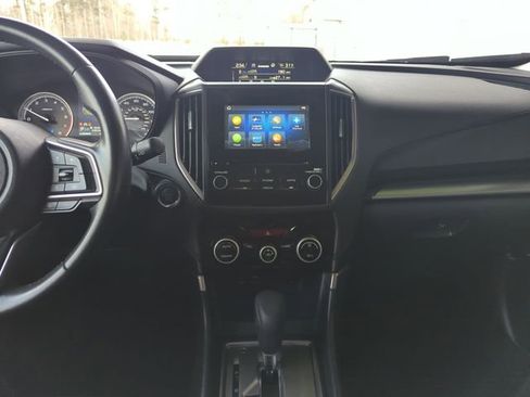 Used 2023 Subaru Forester Premium image 21