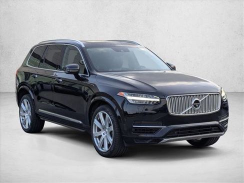 Used 2016 Volvo XC90 T8 Inscription AWD/4WD image 3
