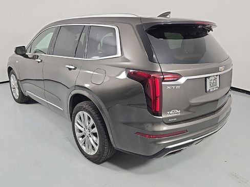 Used 2020 Cadillac XT6 Premium Luxury w/ Platinum Package image 8