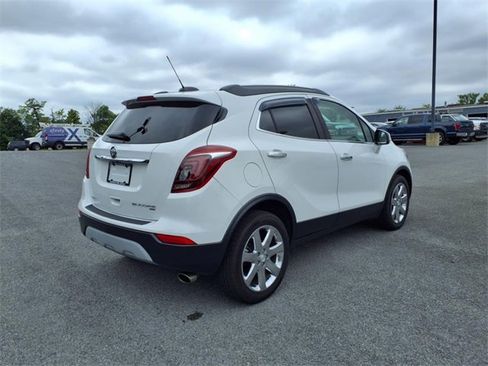 Used 2019 Buick Encore Essence w/ Experience Buick Package image 4