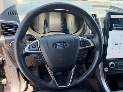 Used 2024 Ford Edge SEL AWD/4WD image 15