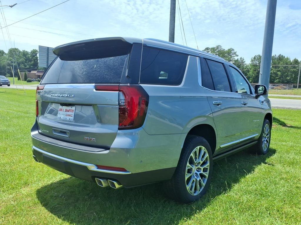 New 2026 GMC Yukon Denali w/ Denali Reserve Package AWD/4WD image 7