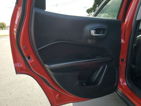 Used 2020 Jeep Compass Limited w/ Safety & Security Group image 23