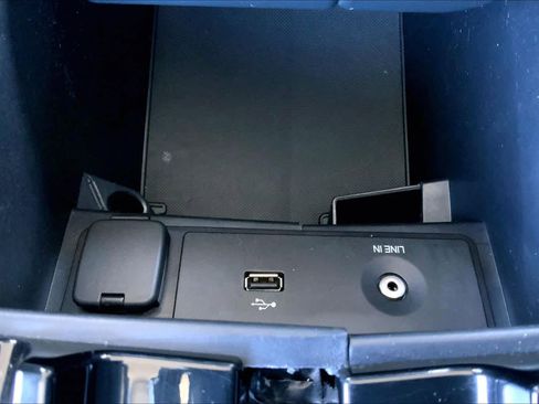 Used 2015 Ford Fusion SE image 36