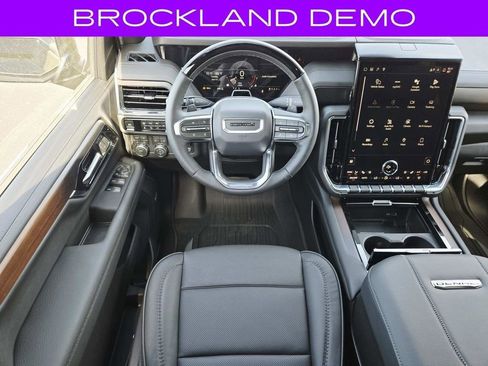 New 2026 GMC Yukon Denali AWD/4WD image 11