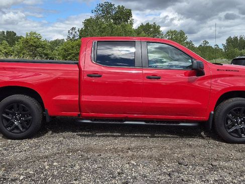Used 2024 Chevrolet Silverado 1500 Custom w/ Rally Edition AWD/4WD image 3