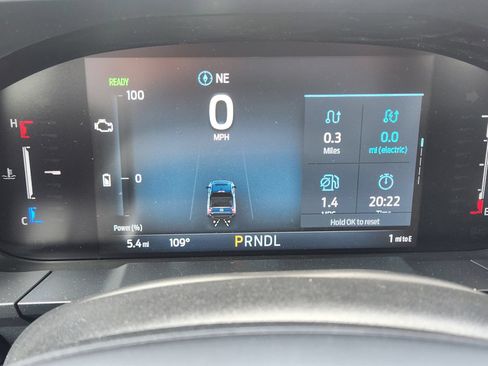 New 2026 Ford Maverick XLT w/ XLT Luxury Package FWD image 16