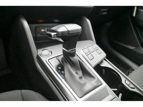 New 2026 Kia Sportage LX image 23