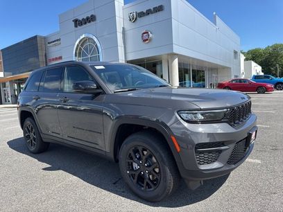 New 2025 Jeep Grand Cherokee 4WD