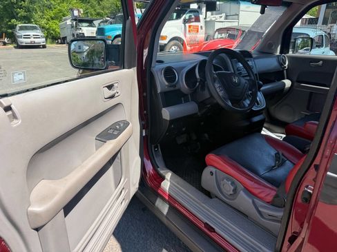 Used 2010 Honda Element EX image 11