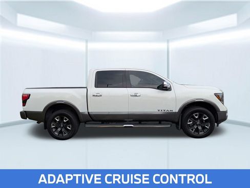 Certified 2023 Nissan Titan Platinum Reserve w/ Moonroof Package AWD/4WD image 9
