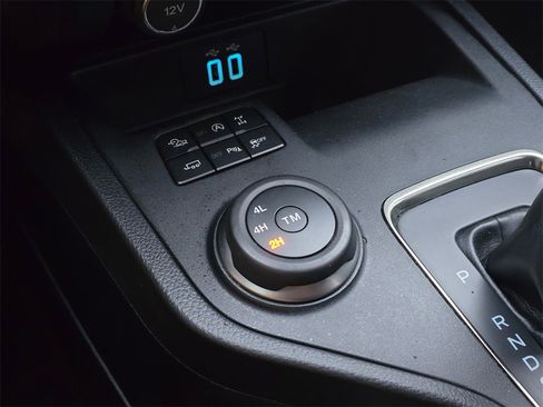 Used 2019 Ford Ranger XLT w/ Equipment Group 302A Luxury image 21