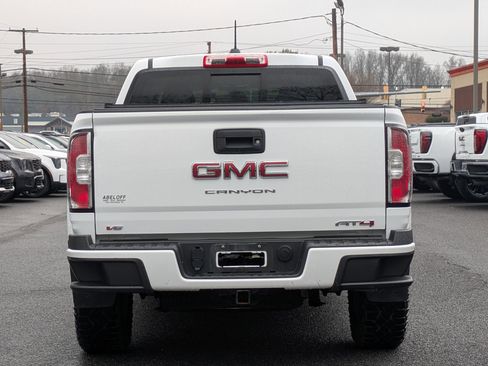 Used 2022 GMC Canyon AT4 w/ Trailering Package image 5