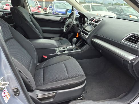 Used 2019 Subaru Outback 2.5i AWD/4WD image 31