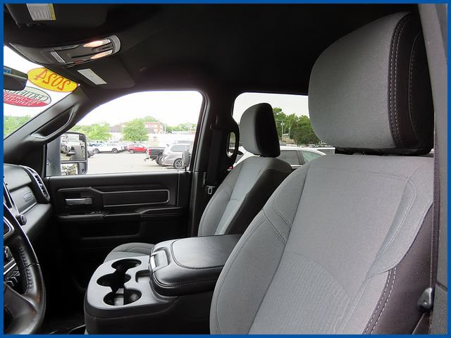 Used 2024 RAM 2500 Big Horn AWD/4WD image 15