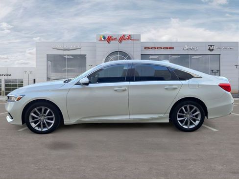 Used 2021 Honda Accord LX image 2