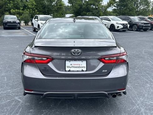 Used 2023 Toyota Camry SE FWD image 5