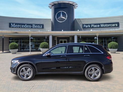 Certified 2022 Mercedes-Benz GLC 300 GLC 300 image 3