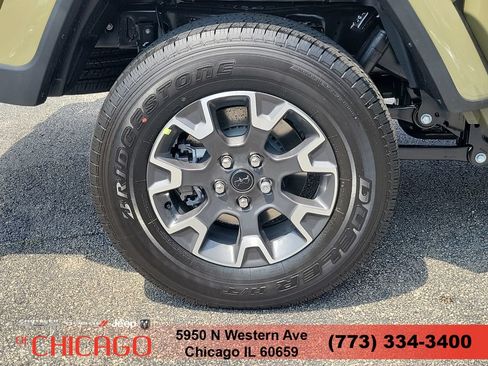 New 2026 Jeep Gladiator Sport AWD/4WD image 5