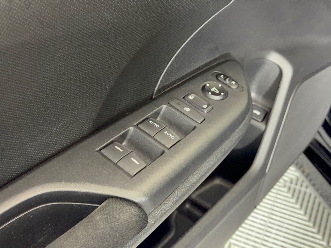Used 2020 Honda Civic LX image 15