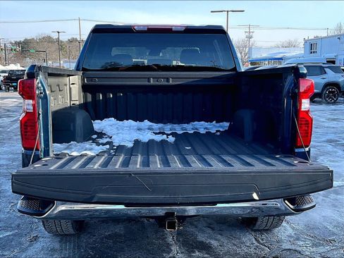 Used 2023 Chevrolet Silverado 1500 LT image 32