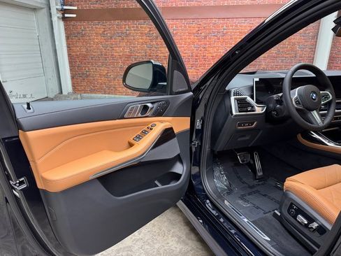New 2026 BMW X7 xDrive40i image 9