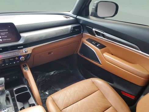 Certified 2024 Kia Telluride SX X-Line image 12