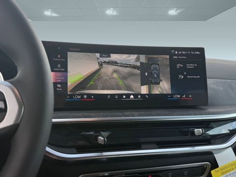 New 2026 BMW X5 xDrive40i w/ M Sport Package image 29