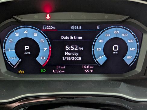 New 2025 Audi Q3 2.0T Premium image 15