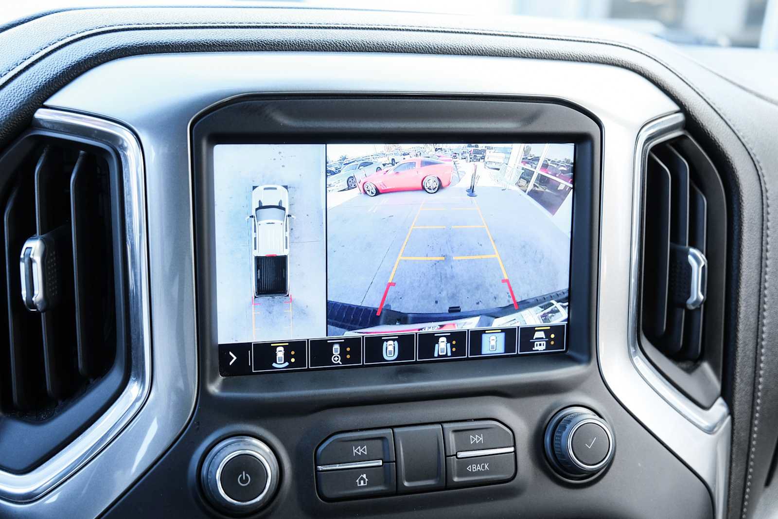 Used 2022 Chevrolet Silverado 2500 LTZ w/ LTZ Plus Package AWD/4WD image 55