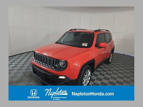 Used 2018 Jeep Renegade Latitude image 1
